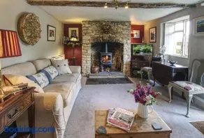 Bay Tree Cottage - Image 2