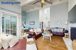 Oceanfront Home with Hot Tub Beach Access Deck - Image 2