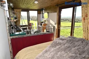 The Horsebox, unexpected luxury - Image 5
