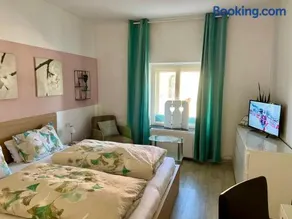 B&B Leonhard 7 - Image 2