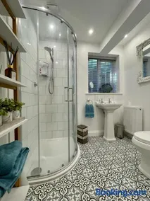 Mulberry Annexe - Image 1