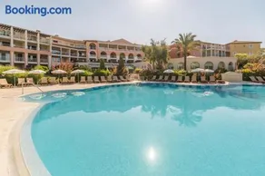 Appartement Premium face à la baie de St-Tropez à 100m de la plage - Image 1