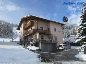 Grande maison de vacances conviviale et familiale avec barbecue, jardin et terrasse | À côté du ski | Idéale pour le télétravail | Avec animaux autorisés - Image 1