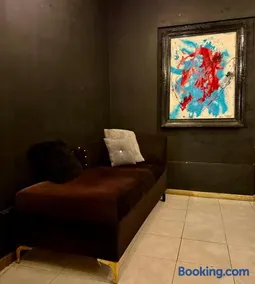 Black Suite - Image 2