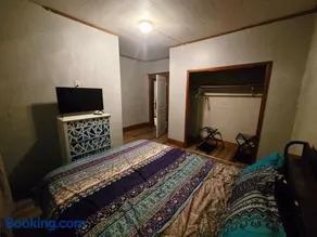 Lonetree Country Corner - Image 2