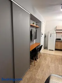 CPR36 - Estúdio Moderno com Cama e Sofá-Cama no Juvevê - Image 2