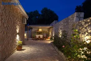 Aetheria Villa - Image 2