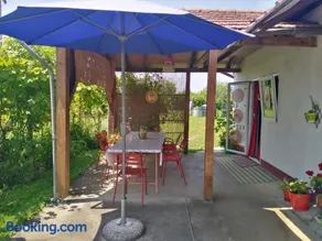 Blossom Cottage - ''Green Energy"' - Image 4