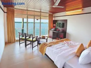 Mannath Ayur Island Resort - Image 1