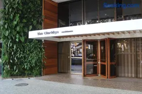 Luxo e elegância no Leblon! The Claridge - Image 1