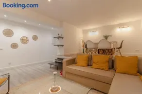 Spacious modern-2Bedroom 2Bathroom-Bernabéu - Image 1
