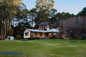 boutique luxury farm stay near beaches & wineries - Image 2