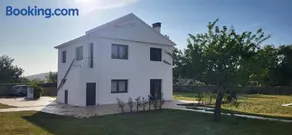 Casa doble con piscina a 1000 m de la playa - Image 2