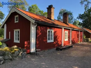 Nedanby | Cottage | Idyllic location | Porch | Grill - Image 2