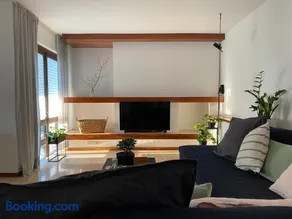 Holiday home Punta D'Oro with garden, parking place and lake access at 300 m - Image 2