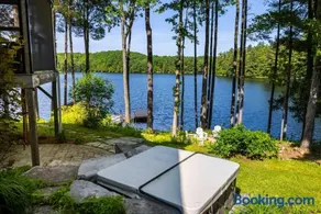 Extensive private luxury property - sleeps 25 - Image 1