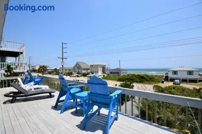 Ocean view 3-bedroom house in Surf City, perfect for up to 8 guests. - Image 2