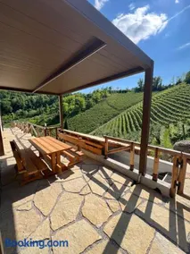 Divigna Hospitality - Prestige Vineyards Maison - Image 3