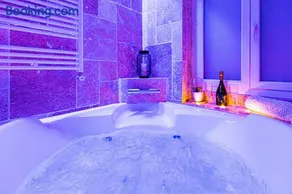 "glamappartspa" Chalet Cosy, Chill & Parking - Image 3