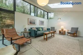 Rose In Vale Cottage - Image 3