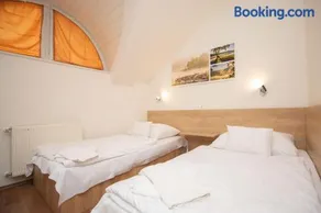 Laterum Motel - Image 2