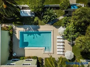Palm Cay 6 - Image 2