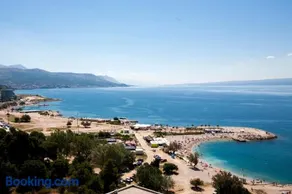 Deluxe Beach Apartments Renata - Image 1