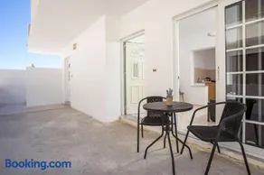 Anastasia Apartment - Image 4