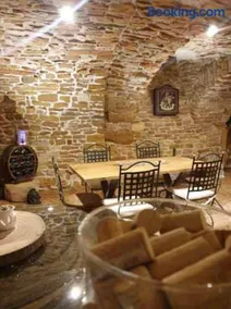 La Casa Dorée - Image 2