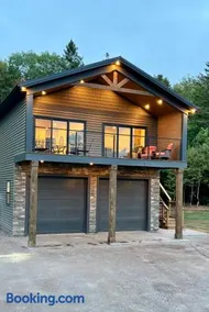 Garagemahal on Glengyle - Image 1