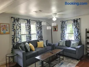 Attractive 2 Bedroom Home in Grove Hill - Image 2