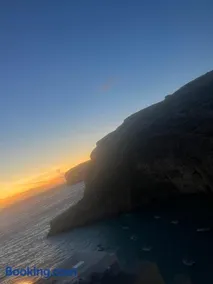 Xlendi - Seafront 2 Bedroom Apartment, Fully Air-conditioned and equipped with all amenities - Image 5