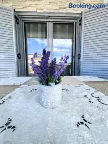 Elenis House - Image 1