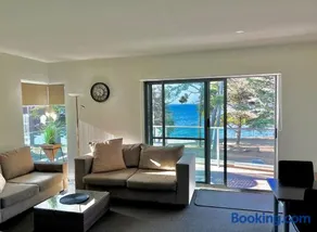 Phillip Island Holiday Apartments - Image 2