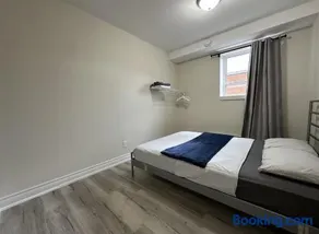 Furnished Simcoe Lofts - Image 3