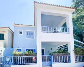 Blue Seaside House with Terrace - Image 3