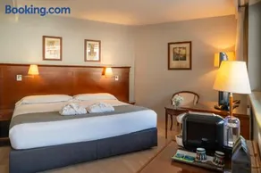 Hotel Nexta Escaldes - Image 5