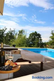 Eva's house - Image 2