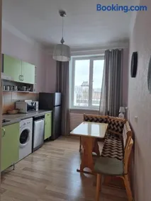 Castle View Apartment - Image 5