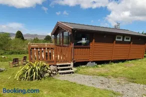 Snowdonia Escapes # TRANQUIL CABIN with Views, Wi-Fi, Dog Friendly & Parking - Image 1