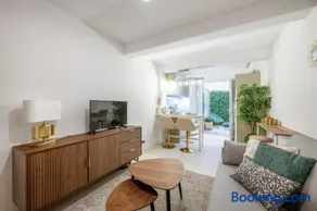 2 bedroom appartement near sea - Image 1