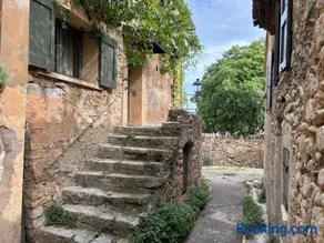 Montmerle - Image 1