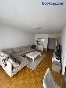 Eurovision Apartment Basel Zentral & Komfortabel - Image 4