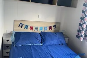 Cabin - Sleeps 4 - Pets Ok - Balcony - Parking - Image 2