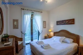 Magnolia bliss Calm & Cozy Villa, Sani - Image 2