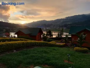 Villa Angela Glamping & Tiny Houses - Image 2