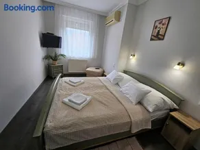 Zoli Apartmanok-Balcony Kölcsey 32 - Image 1