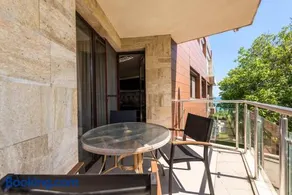 Spacious Family Apartment - Image 3