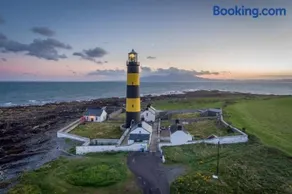 John's Point Lightkeeper's Houses, Downpatrick - Image 2