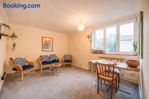 Flat Two, High Street, Saxmundham - Image 3